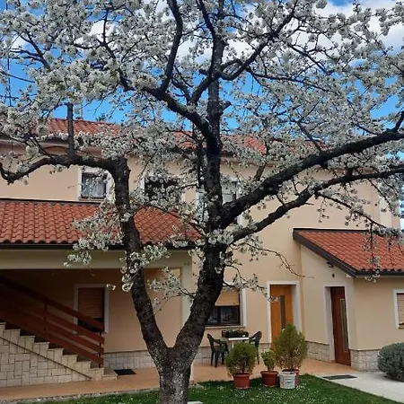 Sobe Ivancica Vendégház 3*